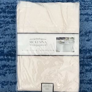 Brand New!!  Never Used!  Table cloth